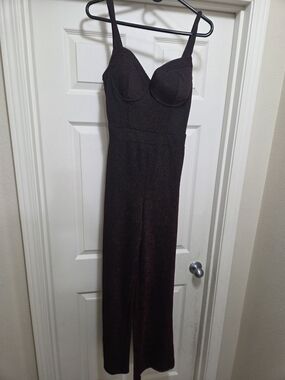 Sleeveless Sparkle Wine-Burgundy Jumpsuit with Structured Bust